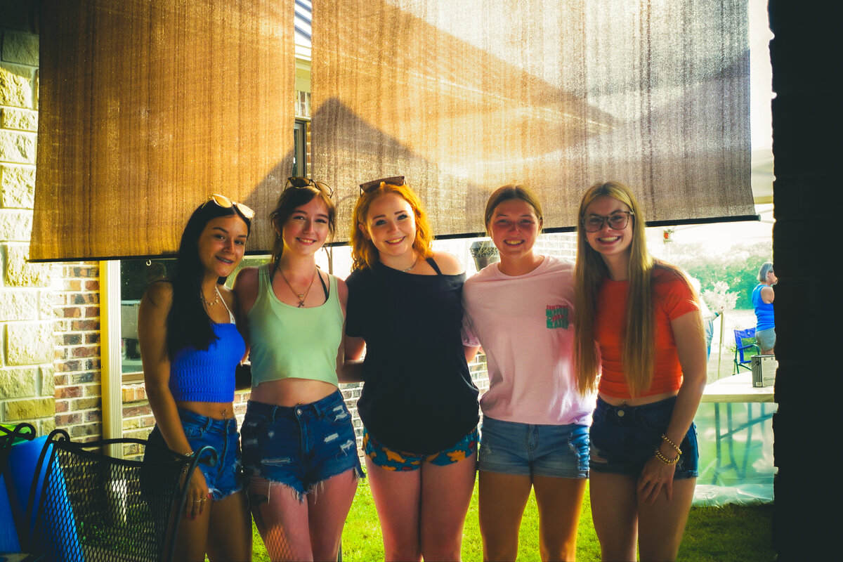 Friend group portrait session